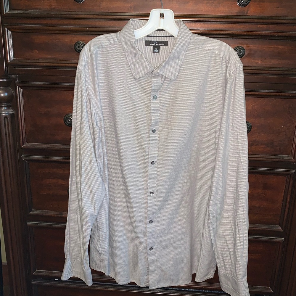 Marc Anthony single pocket long sleeve button down shirt size Large